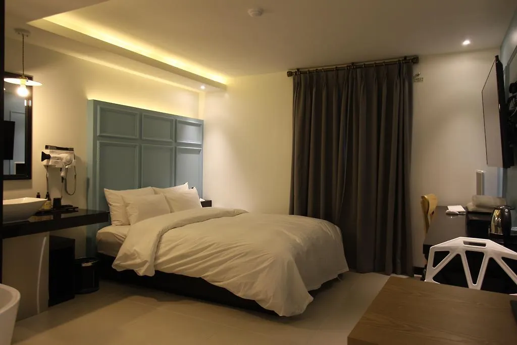 Premier Hotel Xym Soul