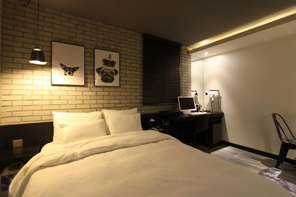 Premier Hotel Xym Soul