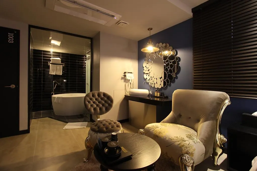 Premier Hotel Xym Soul