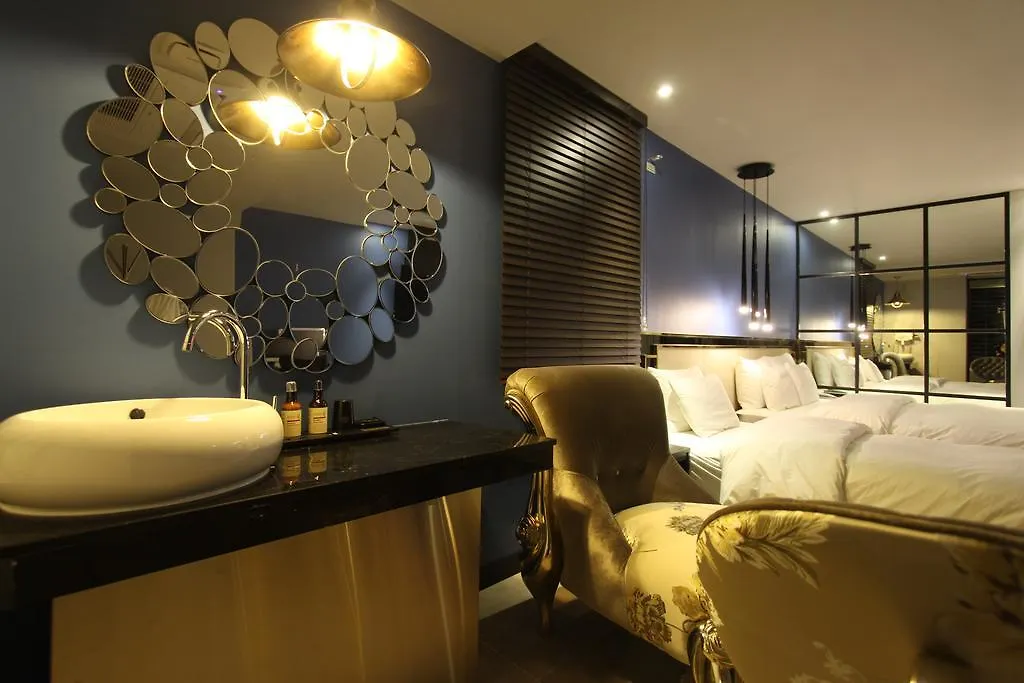 Premier Hotel Xym Soul 2*,